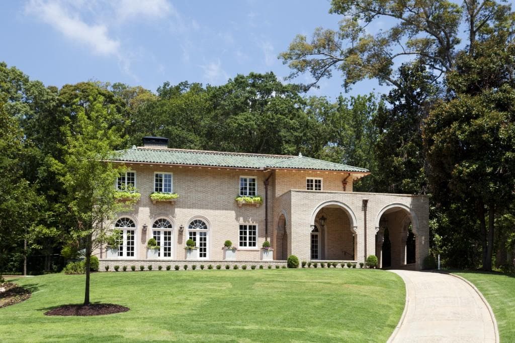 5 bedroom, 6,800 sq ft single family residence sold at 916 Springdale Road, Atlanta, GA 30306