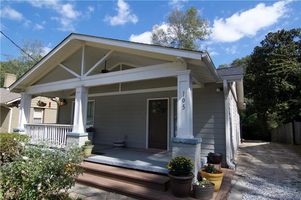 2 bedroom, 1,116 sq ft single family residence sold at 105 Rockyford Road, Atlanta, GA 30317