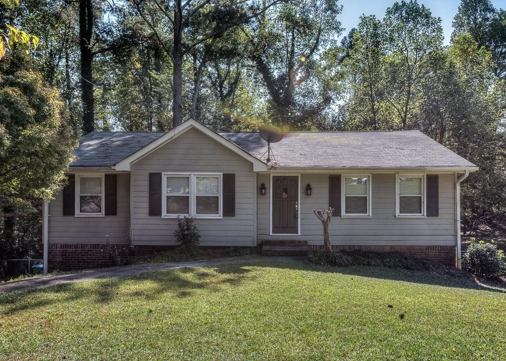 3 bedroom, 1,756 sq ft single family residence sold at 2977 Sumac Drive, Atlanta, GA 30360