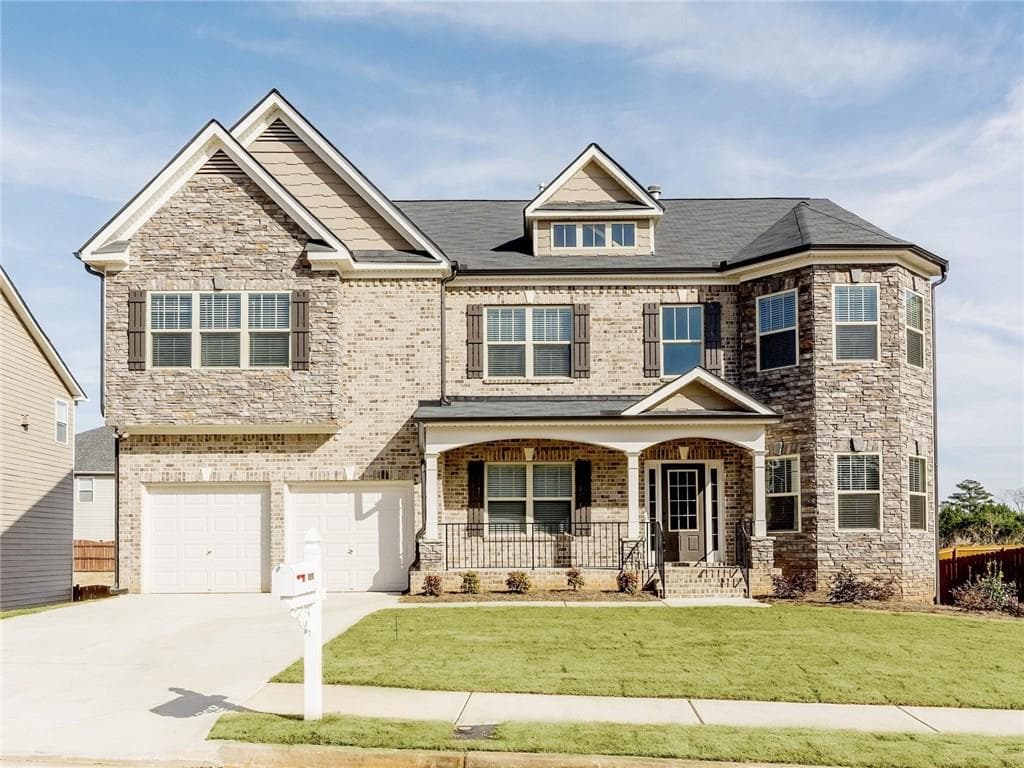 5 bedroom, 5,225 sq ft single family residence sold at 2604 Muskeg Court, Atlanta, GA 30331