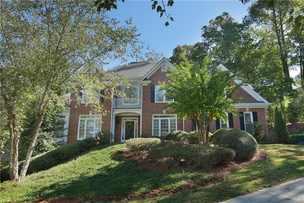 5 bedroom, 5,514 sq ft single family residence sold at 735 Americas Cup Cove, Alpharetta, GA 30005