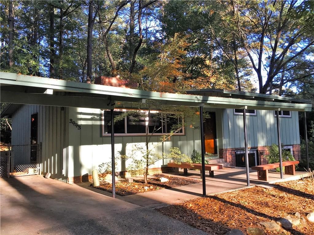 3 bedroom, 2,048 sq ft single family residence sold at 3443 Northcrest Road, Doraville, GA 30340