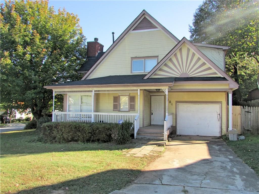 3 bedroom, 1,567 sq ft single family residence sold at 984 Oak Street, Atlanta, GA 30310