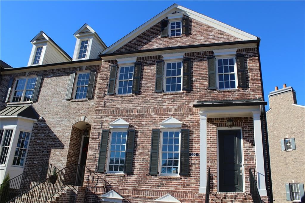 3 bedroom, 2,536 sq ft townhouse sold at 260 Rose Garden Lane, Alpharetta, GA 30009