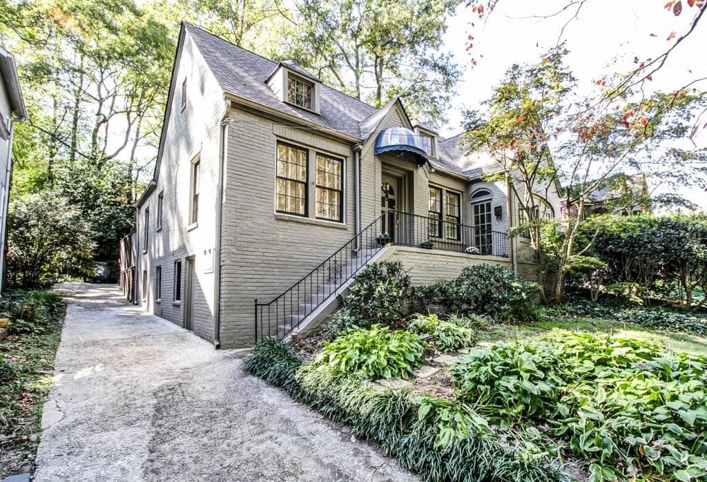 3 bedroom, 1,456 sq ft single family residence sold at 801 BROOKRIDGE Drive, Atlanta, GA 30306