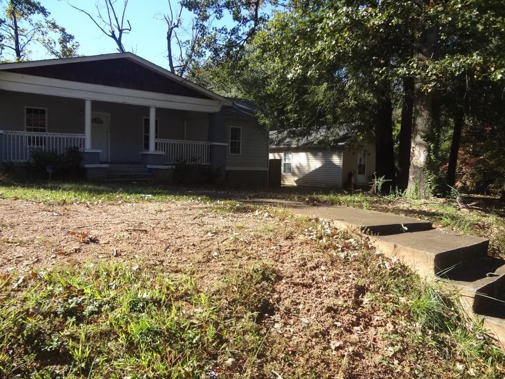 3 bedroom, 1,460 sq ft single family residence sold at 1912 Vesta Avenue, Atlanta, GA 30337