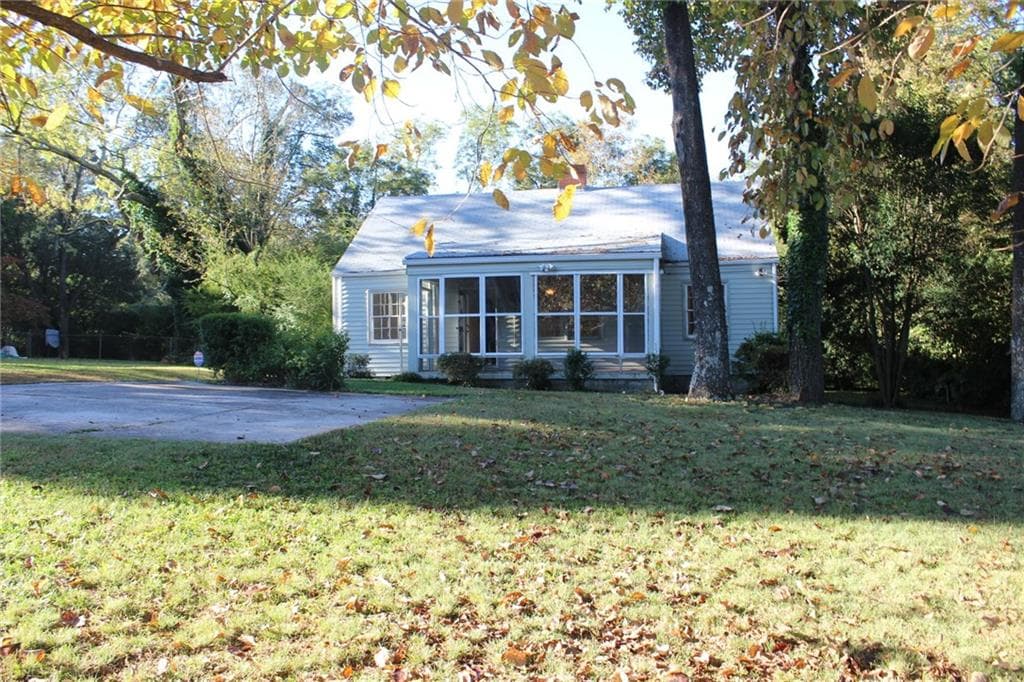 3 bedroom, 1,580 sq ft single family residence sold at 1021 Columbia Drive, Decatur, GA 30030