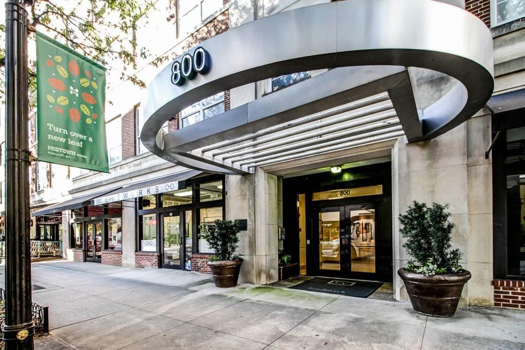 1 bedroom, 738 sq ft condominium sold at 800 Peachtree Street 8209, Atlanta, GA 30308