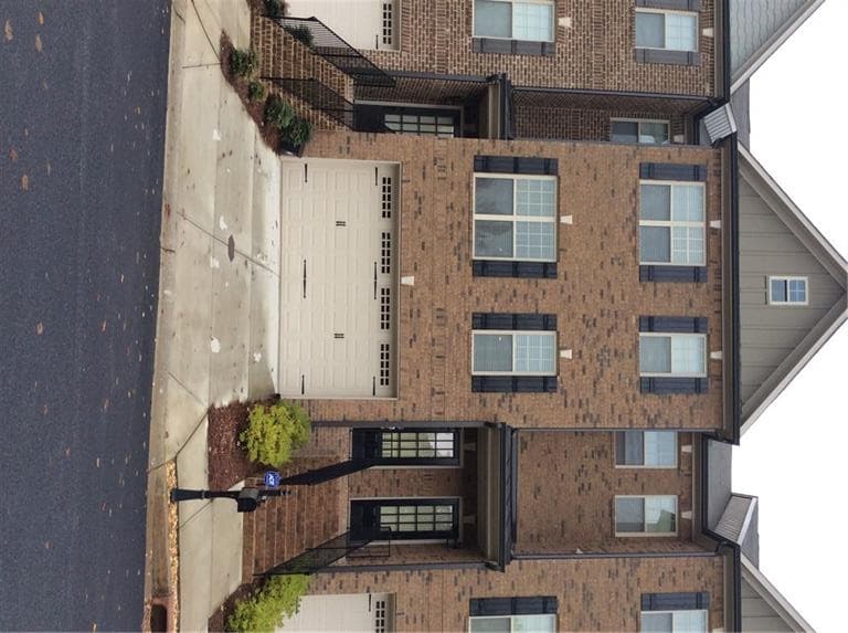 3 bedroom, 2,704 sq ft townhouse sold at 5934 Norfolk Chase Road, Peachtree Corners, GA 30092