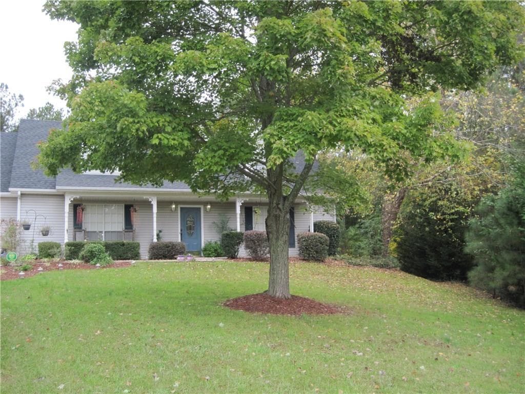 1029 Crossing Rock Drive, Lawrenceville, GA 30043 — most recent listing photo