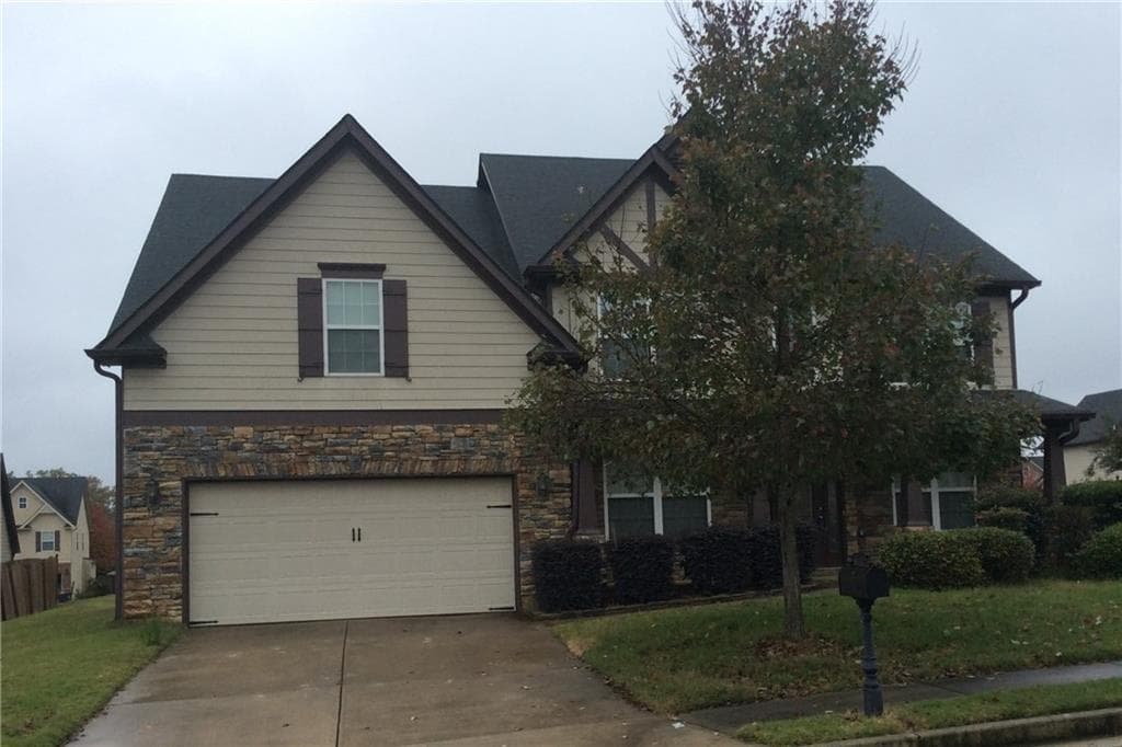 4 bedroom, 3,182 sq ft single family residence sold at 2253 Park Manor Lane, Snellville, GA 30039
