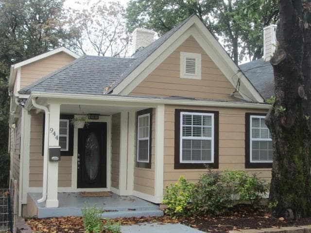 3 bedroom, 1,251 sq ft single family residence sold at 944 Wylie Street, Atlanta, GA 30316