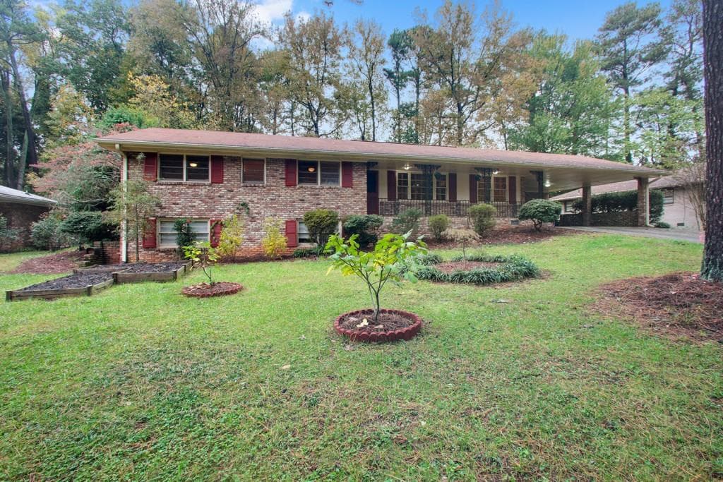 3 bedroom, 2,530 sq ft single family residence sold at 3164 Randolph Road, Atlanta, GA 30345