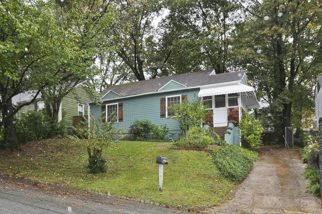 2 bedroom, 832 sq ft single family residence sold at 475 Stovall Street, Atlanta, GA 30316