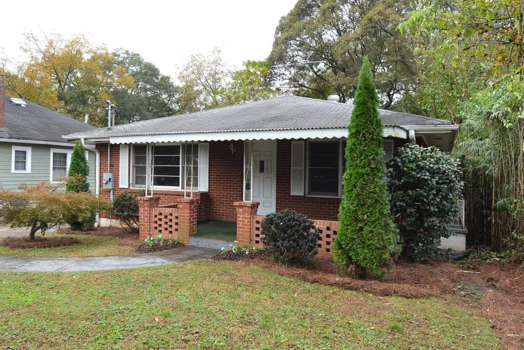 3 bedroom, 1,329 sq ft single family residence sold at 33 Clifton Street, Atlanta, GA 30317