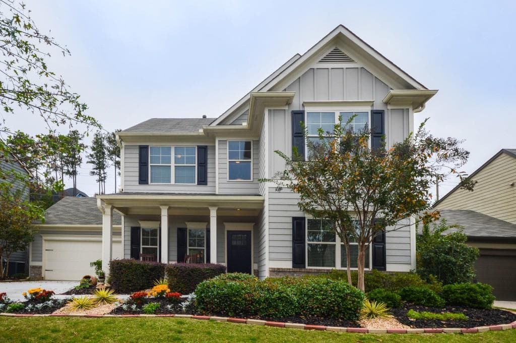3 bedroom, 1,872 sq ft single family residence sold at 218 Haleys Court, Woodstock, GA 30188
