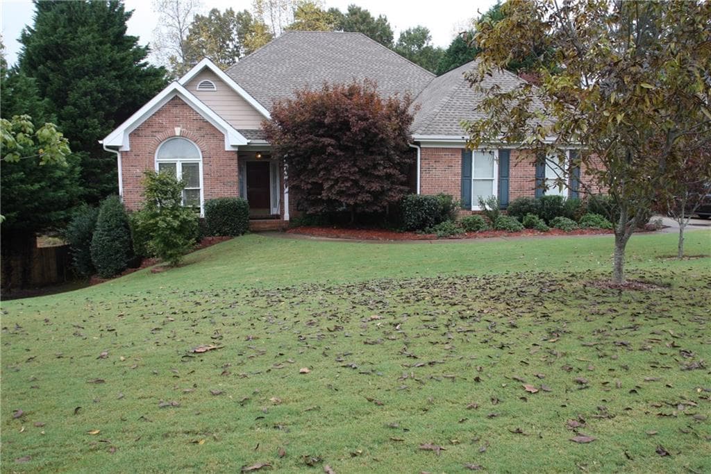 4 bedroom, 3,202 sq ft single family residence sold at 640 Links View Drive, Sugar Hill, GA 30518