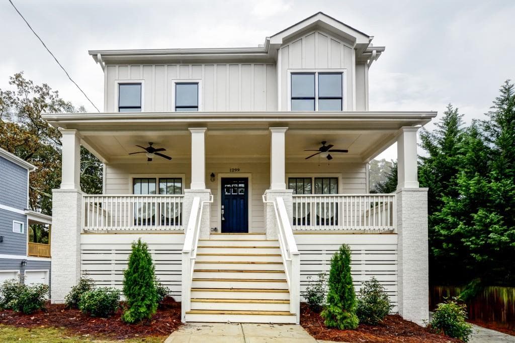 5 bedroom, 2,800 sq ft single family residence sold at 1299 Hosea L Williams Drive, Atlanta, GA 30317