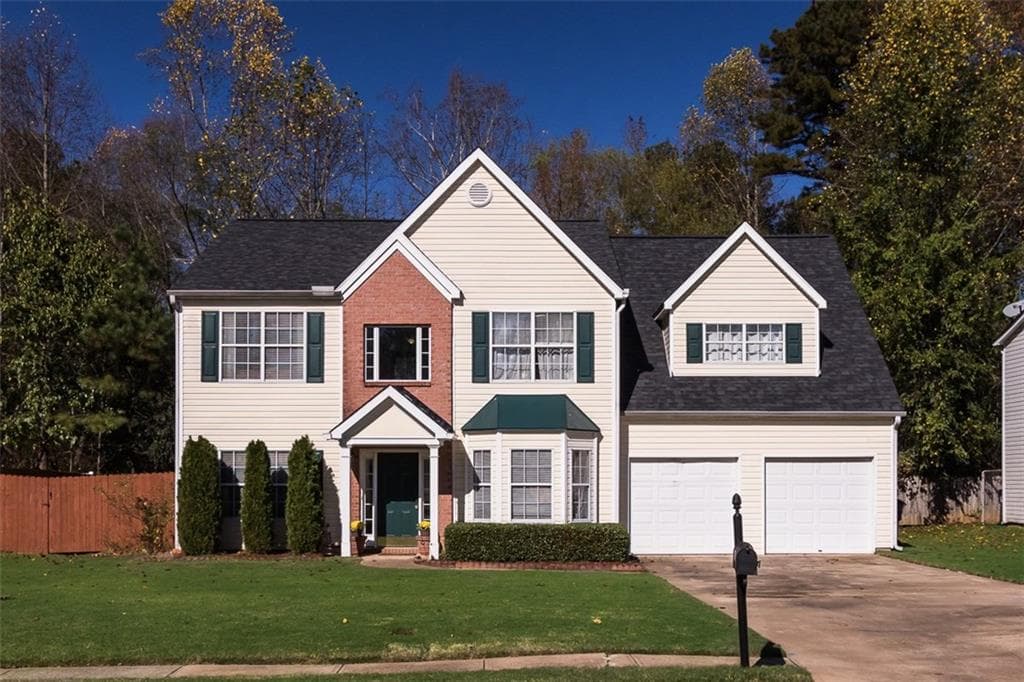 4 bedroom, 2,750 sq ft single family residence sold at 2345 Thornberry Drive, Lawrenceville, GA 30044