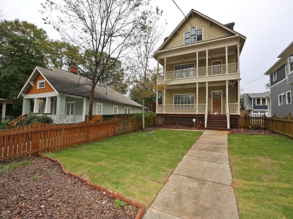 4 bedroom, 2,896 sq ft single family residence sold at 131 Howard Street, Atlanta, GA 30317