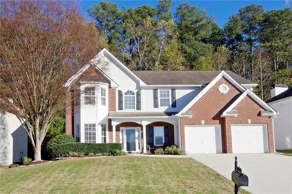 4 bedroom, 2,693 sq ft single family residence sold at 5015 Cascade Hills Circle, Atlanta, GA 30331