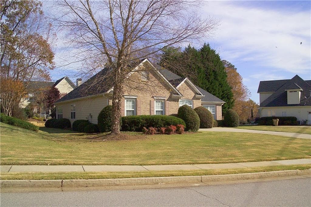 3939 Lake Ruby Lane, Suwanee, GA 30024 — most recent listing photo