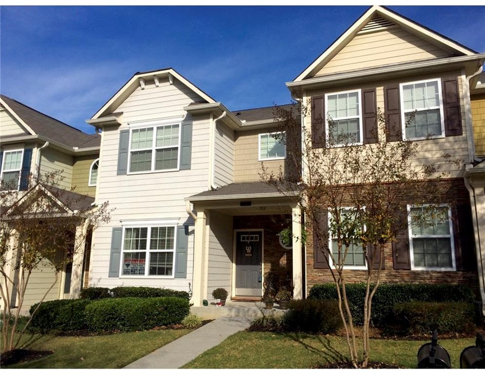 3 bedroom, 2,600 sq ft townhouse sold at 2721 Cedar Drive 0, Lawrenceville, GA 30043
