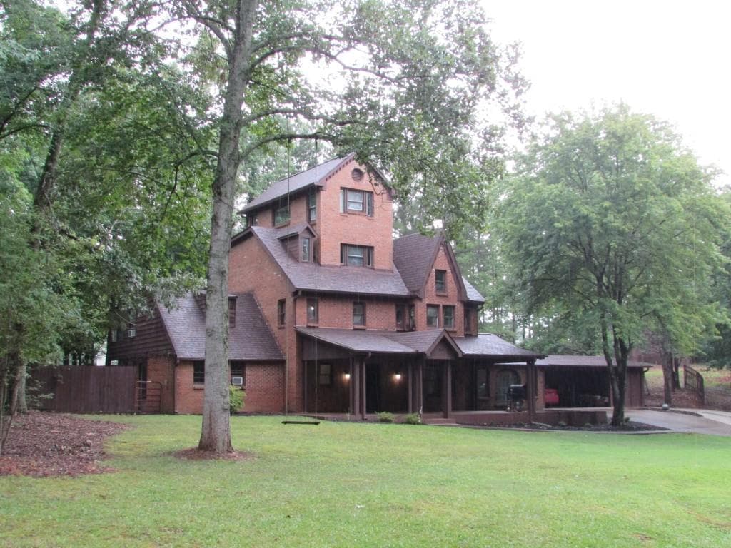 84 Shamrock Path, Acworth, GA 30101 — most recent listing photo