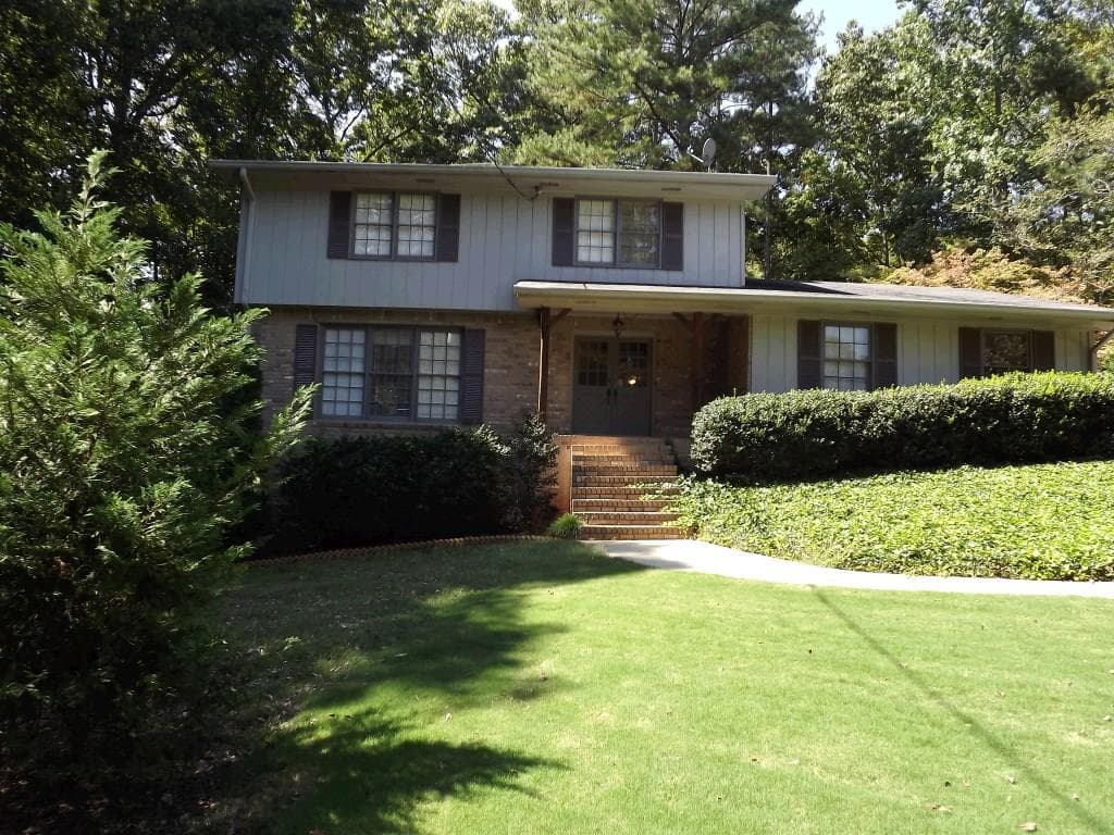 3440 Sherrod Drive, Marietta, GA 30060 — most recent listing photo