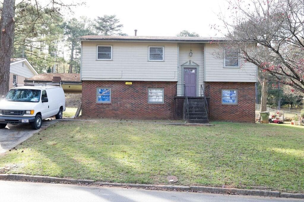 1026 Forest Valley Drive, Atlanta, GA 30354 — most recent listing photo