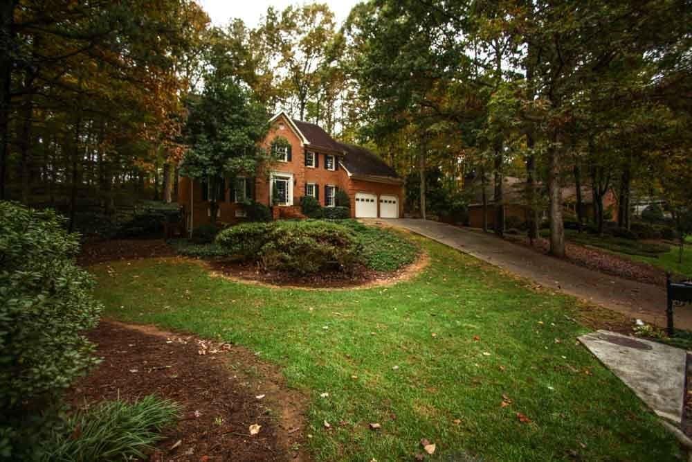 4 bedroom, 3,211 sq ft single family residence sold at 160 Clipper Bay Drive, Alpharetta, GA 30005