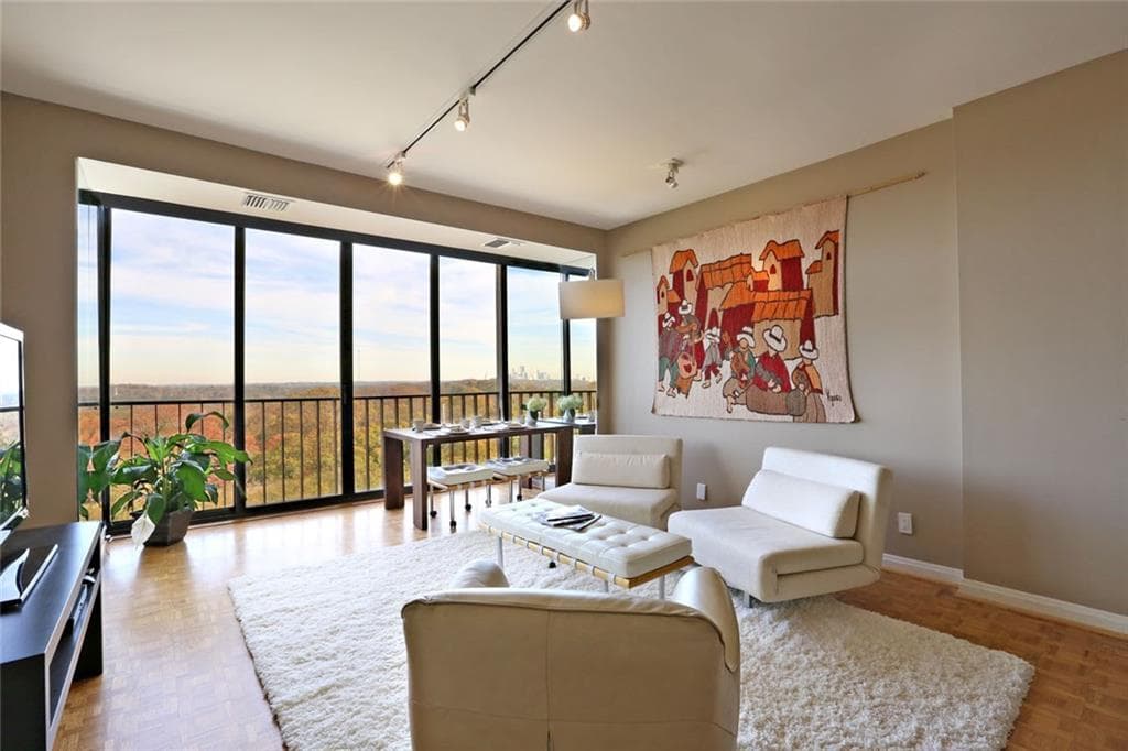 1 bedroom, 862 sq ft condominium sold at 145 15th Street 1009, Atlanta, GA 30309