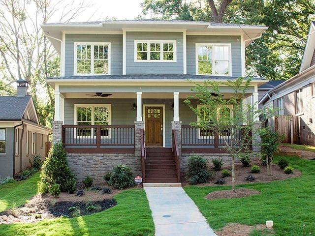 4 bedroom, 3,100 sq ft single family residence sold at 2284 Oakview Road, Atlanta, GA 30317