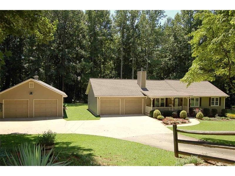 3 bedroom single family residence sold at 6411 Union Hill Road, Canton, GA 30115