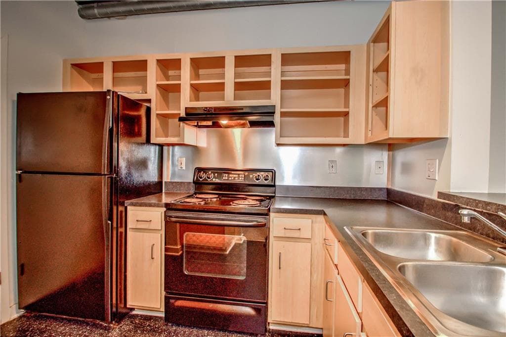 1 bedroom, 775 sq ft condominium sold at 800 Peachtree Street 1206, Atlanta, GA 30308
