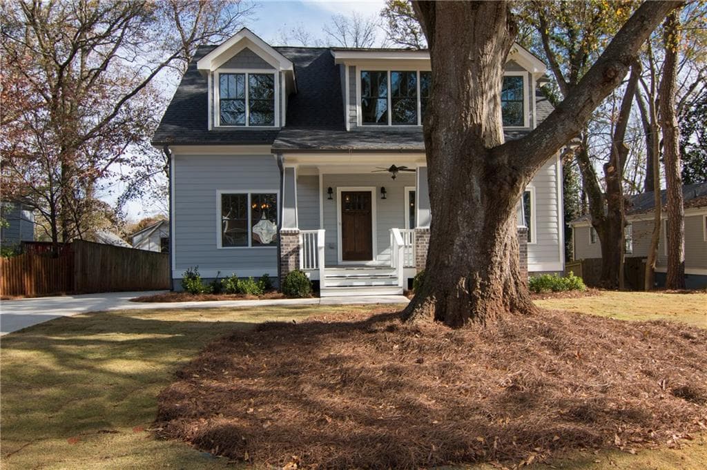 4 bedroom, 2,800 sq ft single family residence sold at 137 Mellrich Avenue, Atlanta, GA 30317