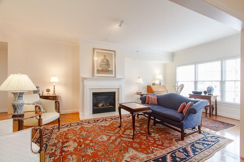 2 bedroom, 1,693 sq ft condominium sold at 211 Colonial Homes Drive 1404, Atlanta, GA 30309