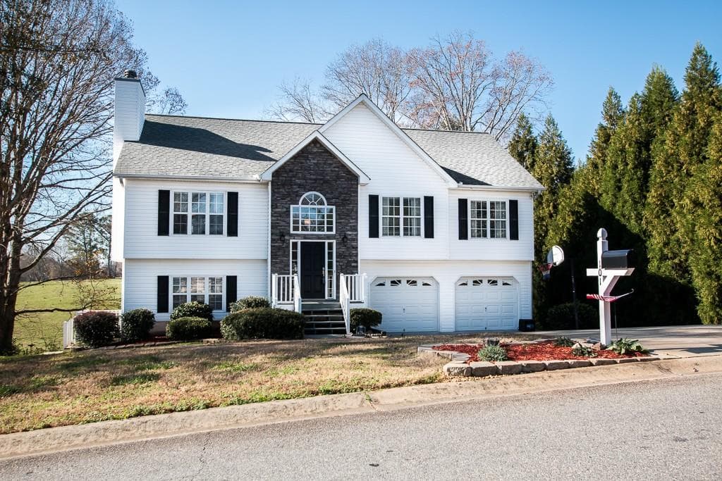 101 Bridgewater Drive, Canton, GA 30115 — most recent listing photo