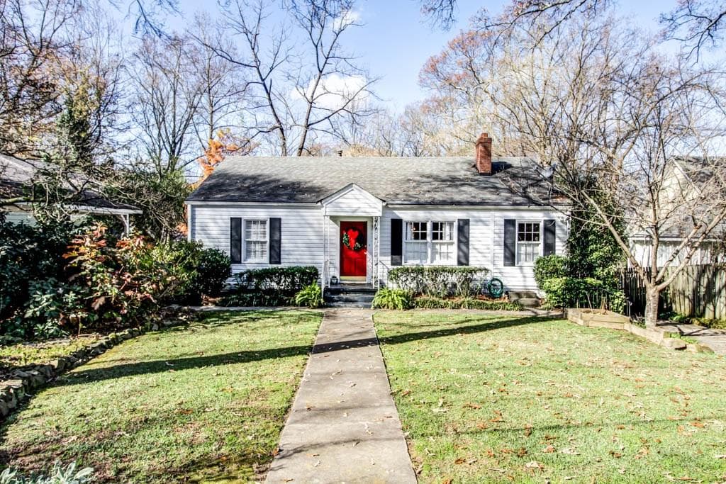 2 bedroom single family residence sold at 1874 Woodland Hills Avenue, Atlanta, GA 30318