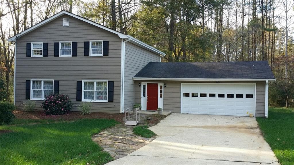4 bedroom, 2,012 sq ft single family residence sold at 757 S HILEAH Court, Lithonia, GA 30058