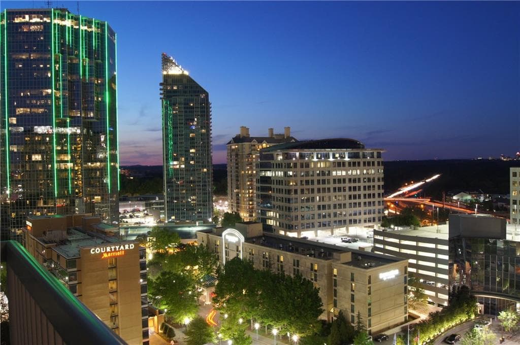 1 bedroom, 698 sq ft condominium sold at 3324 Peachtree Road 1215, Atlanta, GA 30326