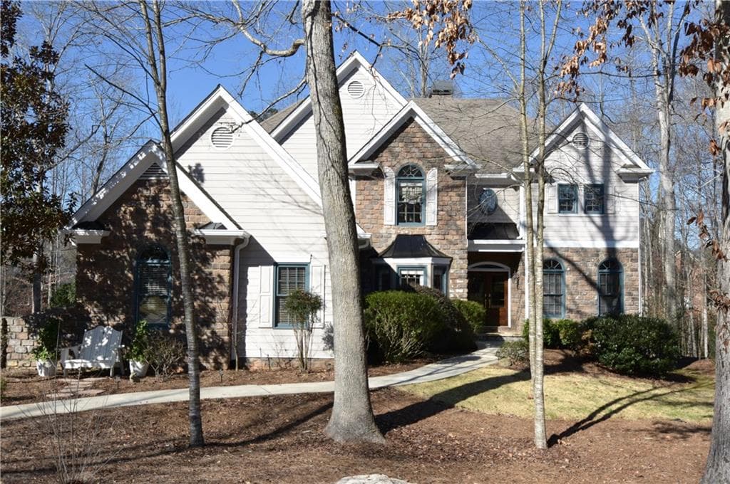 5 bedroom single family residence sold at 7195 SHEFFIELD Place, Cumming, GA 30040