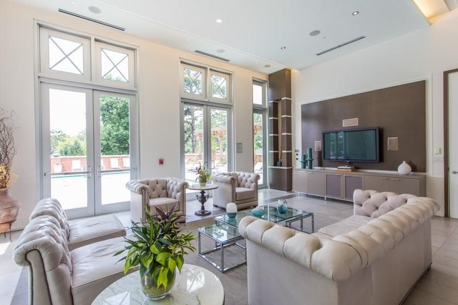 3 bedroom, 2,527 sq ft condominium sold at 1820 Peachtree Street 701, Atlanta, GA 30309