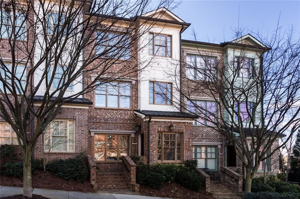 3 bedroom, 2,648 sq ft townhouse sold at 6093 City Walk Lane, Atlanta, GA 30328