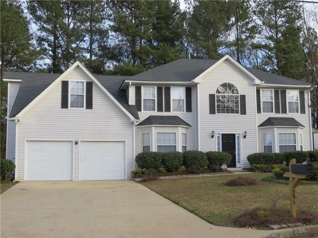 5 bedroom single family residence sold at 886 Deshon Creek Drive, Lithonia, GA 30058