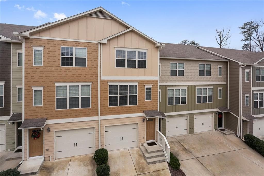 2 bedroom, 1,360 sq ft townhouse sold at 3018 Liberty Way 3018, Atlanta, GA 30318