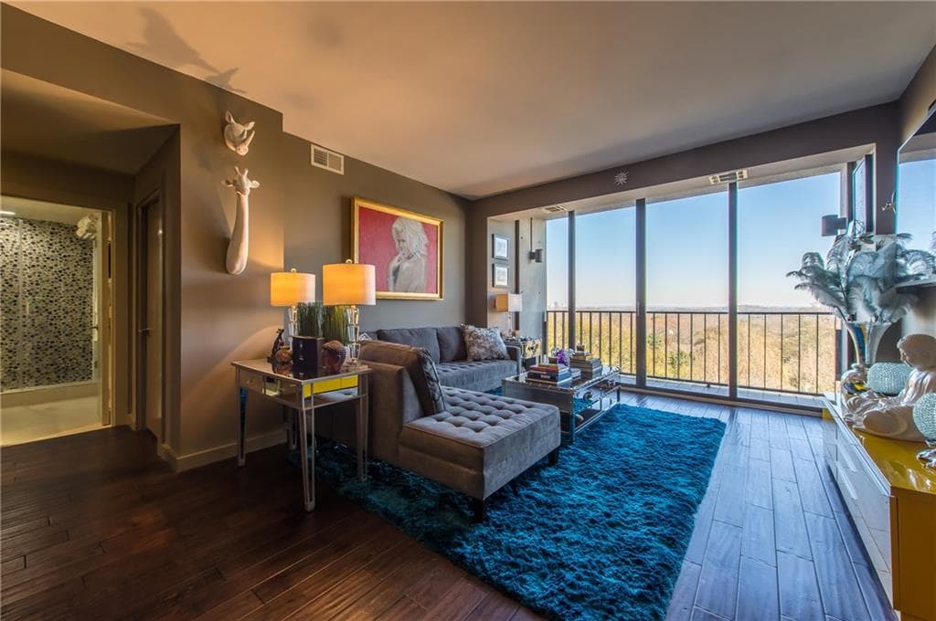 1 bedroom, 862 sq ft condominium sold at 145 15th Street 817, Atlanta, GA 30309