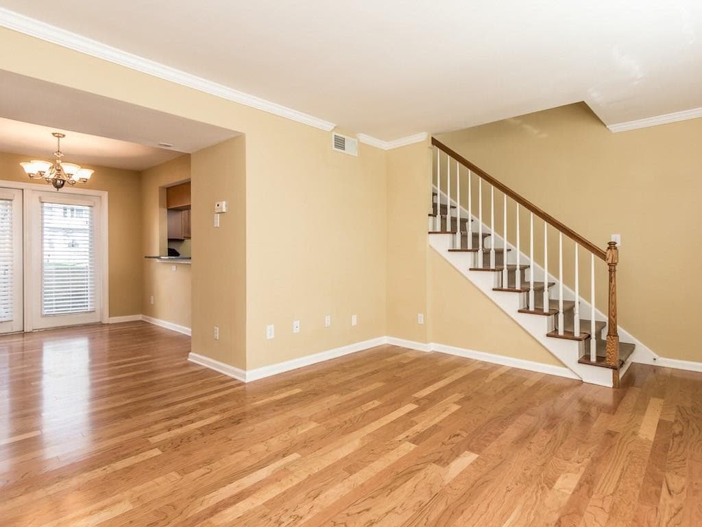 2 bedroom, 1,000 sq ft townhouse sold at 6940 Roswell Road 11C, Atlanta, GA 30328