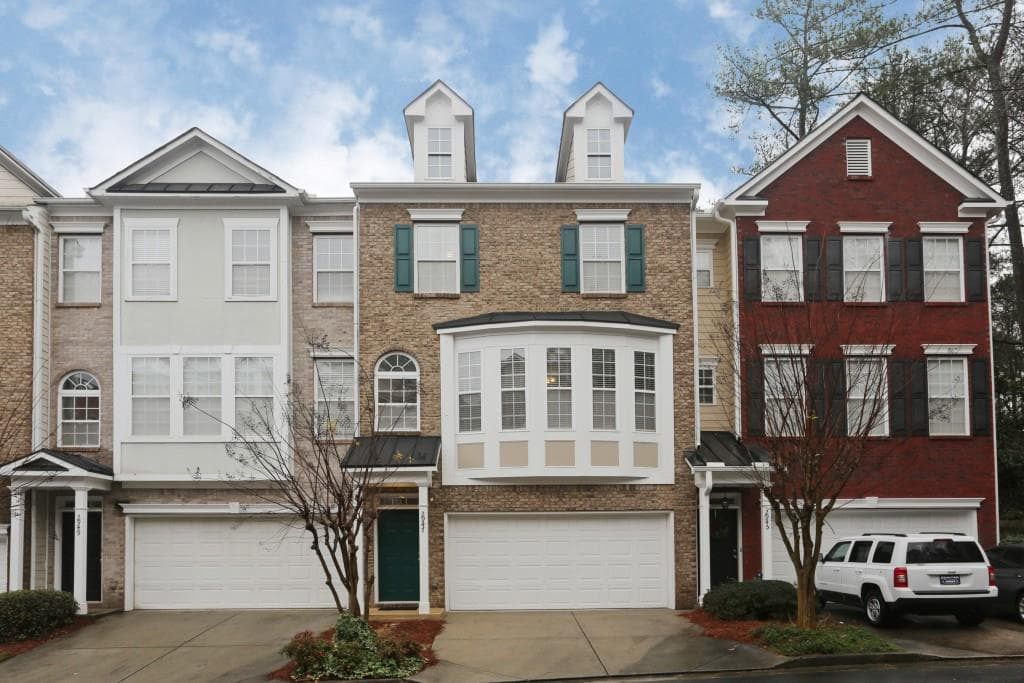 2947 Wintercrest Place 2947, Dunwoody, GA 30360 — most recent listing photo