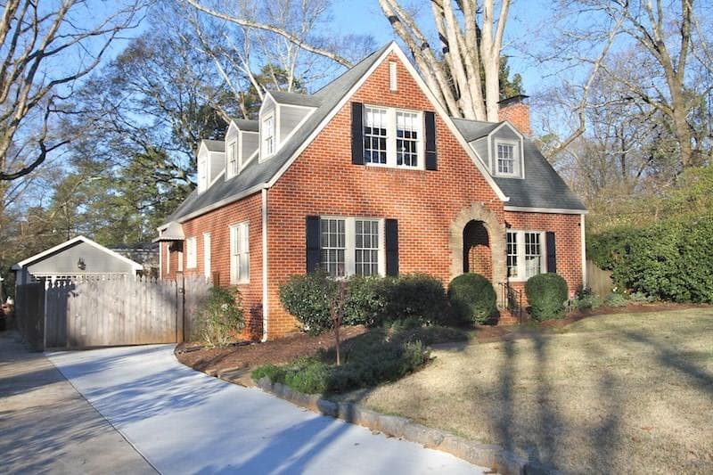 4 bedroom, 2,143 sq ft single family residence sold at 19 E Lake Drive, Atlanta, GA 30317